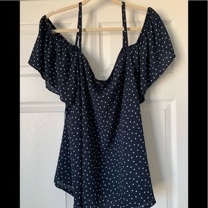 Off the shoulder top! Worn once on my birthday!